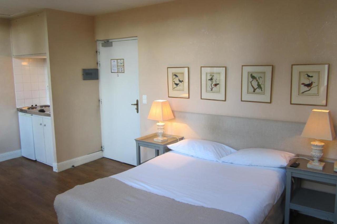 Chateau De Lazenay - Residence Hoteliere Bourges Kültér fotó