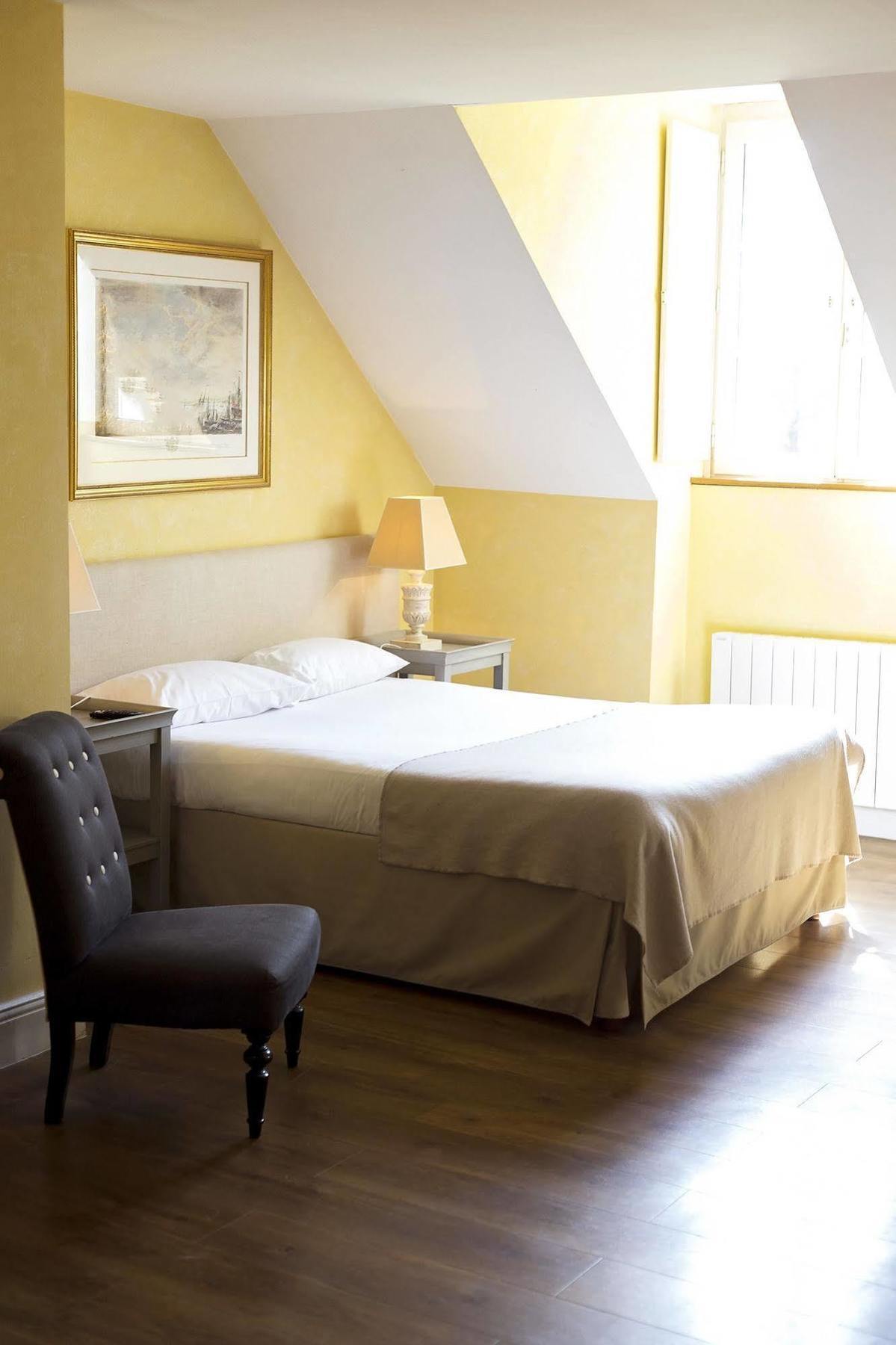 Chateau De Lazenay - Residence Hoteliere Bourges Kültér fotó