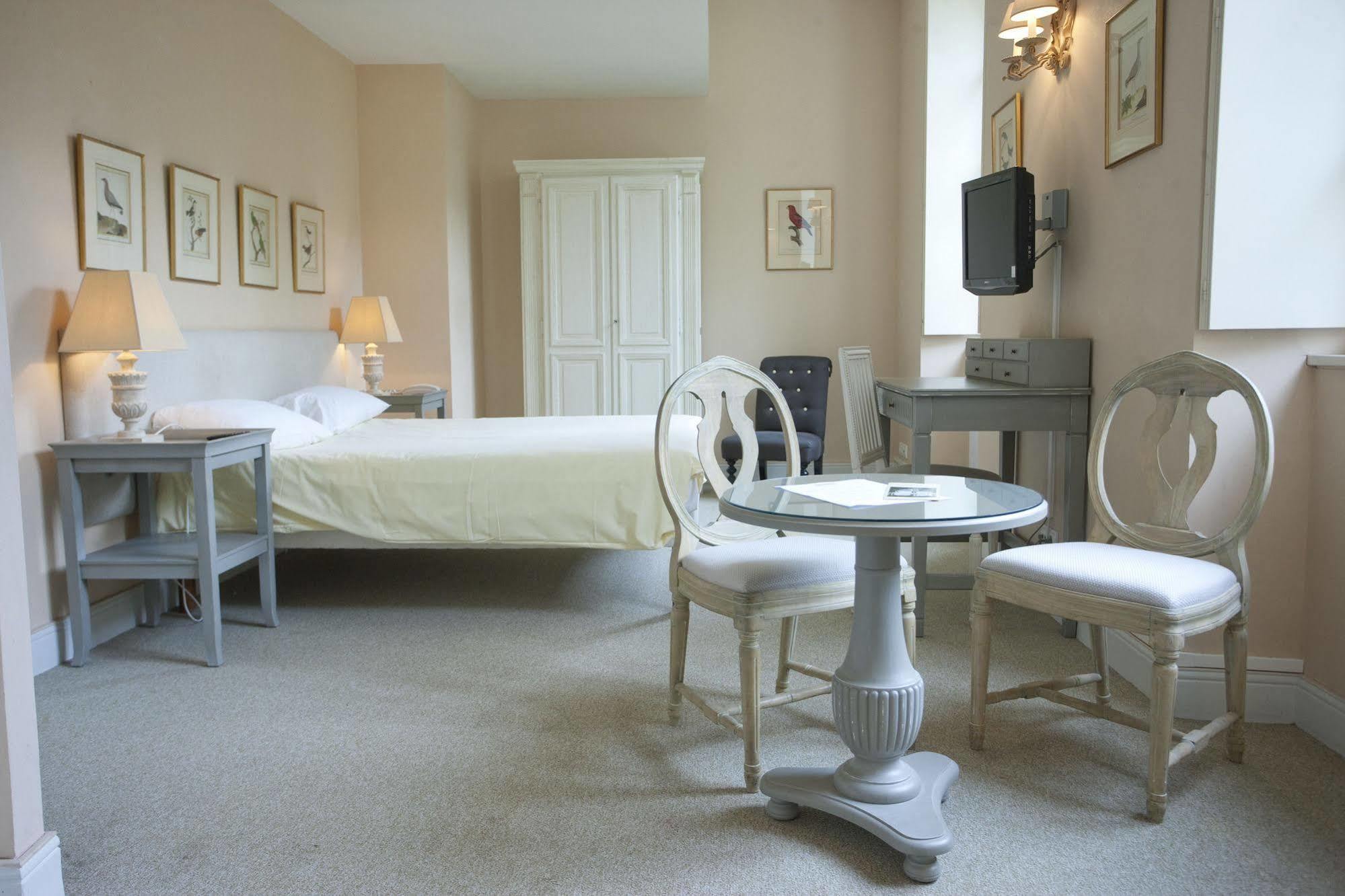 Chateau De Lazenay - Residence Hoteliere Bourges Kültér fotó